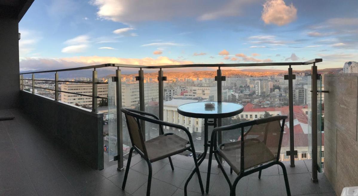 Ameri Plaza Green Apartments Tbilisi Luaran gambar