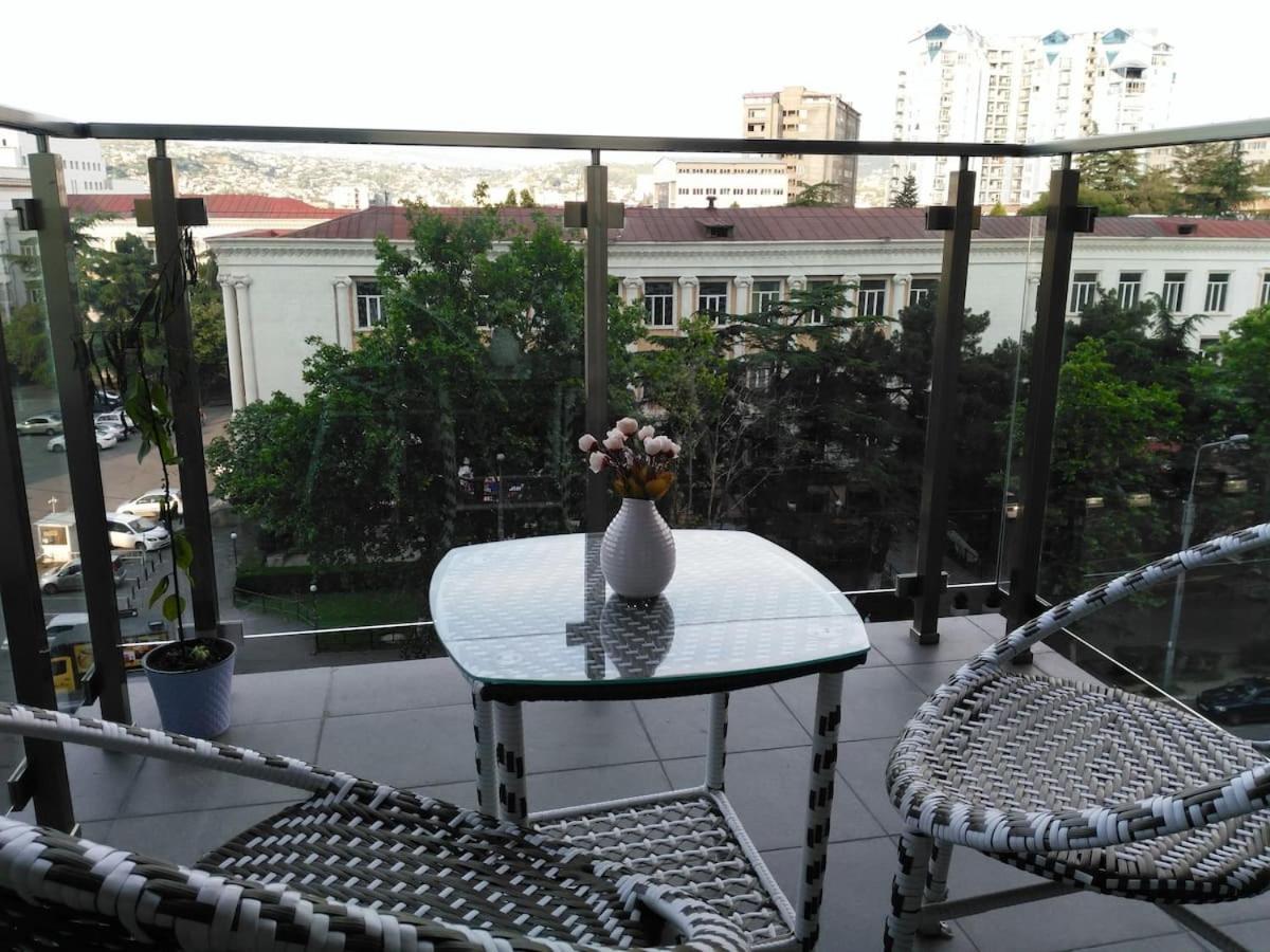 Ameri Plaza Green Apartments Tbilisi Luaran gambar
